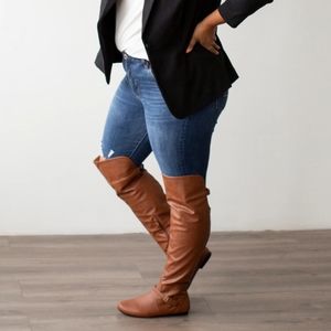 Journee Collection boots
